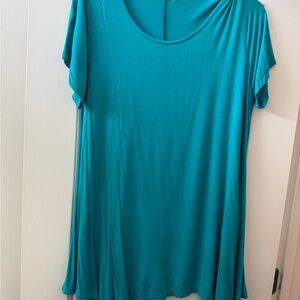 Women’s Teal Short-Sleeve Tunic Top